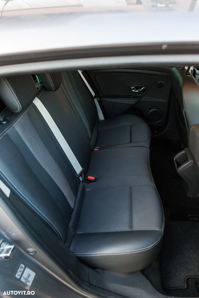 Renault Megane - 11