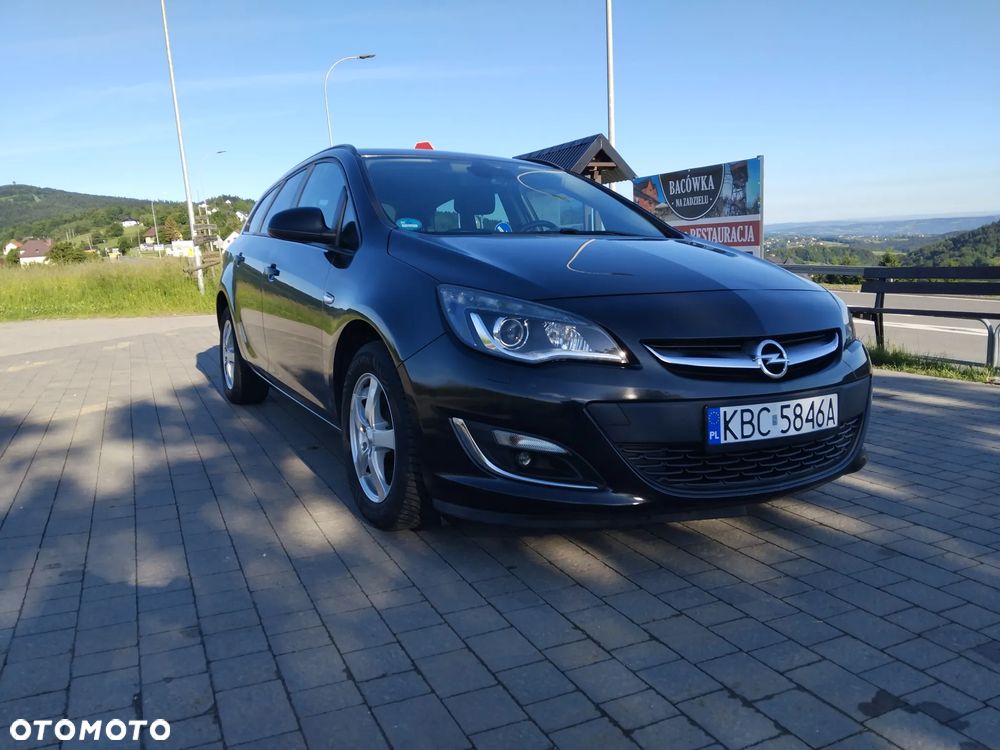 Opel Astra 1.4 Turbo 150 Jahre - 2