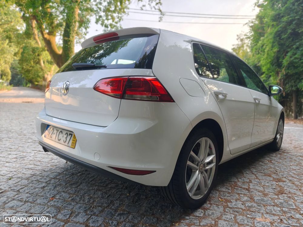 VW Golf 1.6 TDi DPF BlueMotion - 18