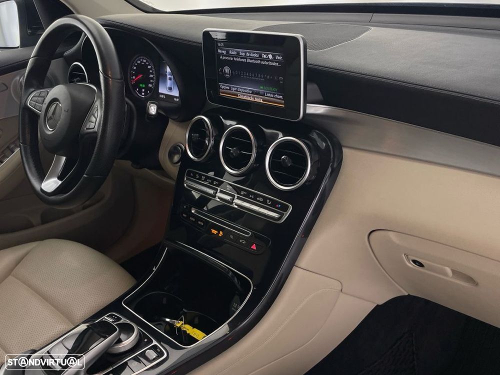 Mercedes-Benz GLC 250 d Exclusive 4-Matic - 23