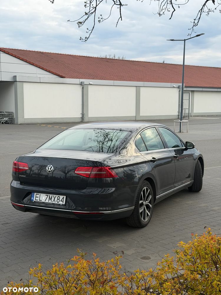 Volkswagen Passat 2.0 TDI BMT Comfortline DSG - 4