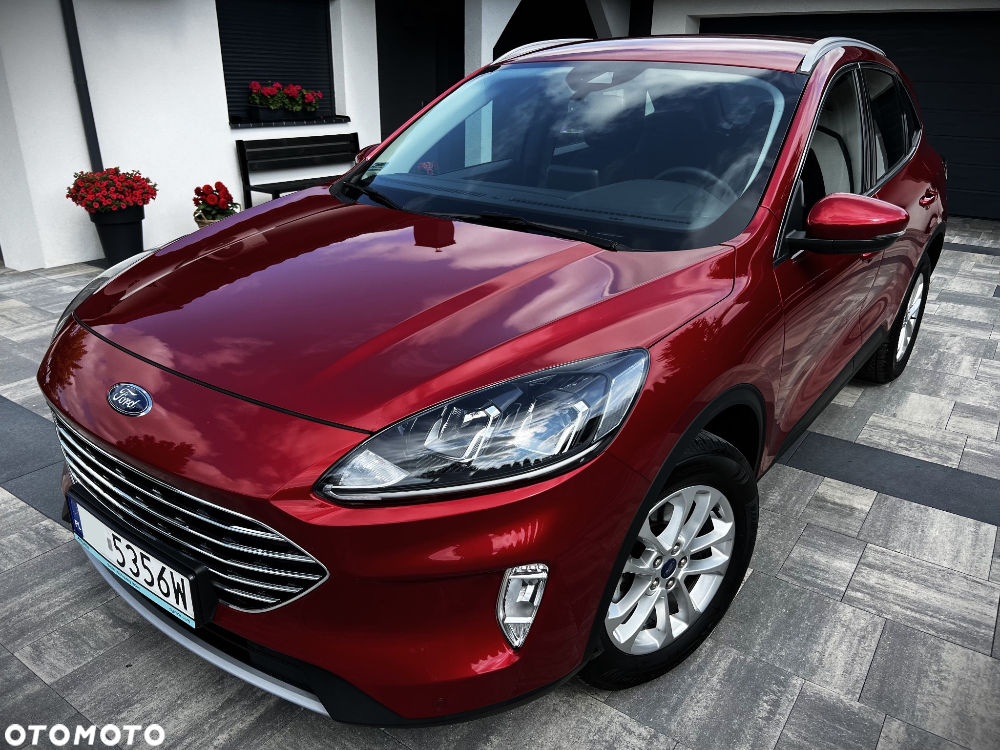 Ford Kuga 1.5 EcoBoost FWD Titanium - 10