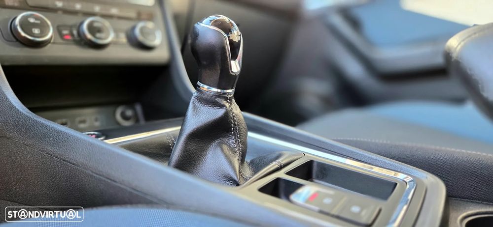 SEAT Ateca 1.6 TDI ECOMOTIVE Reference - 11