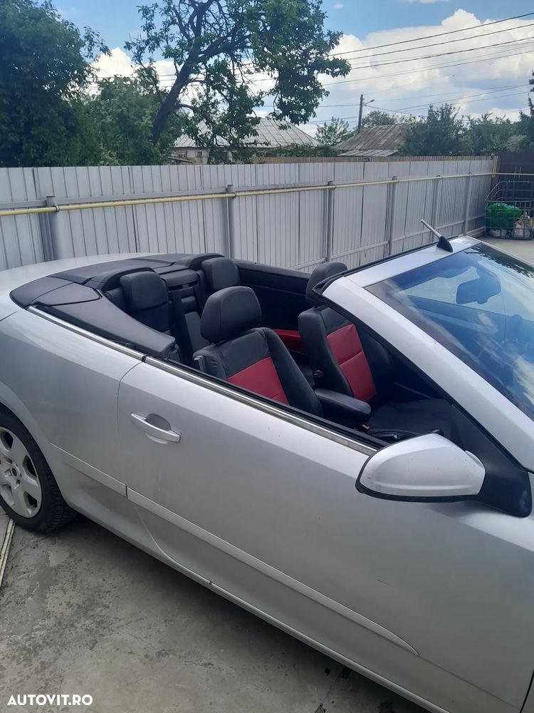 Opel Astra 1.9 CDTI Cosmo - 4