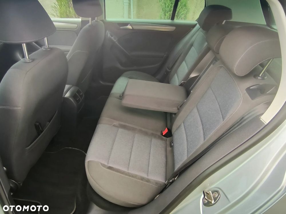 Volkswagen Golf - 15