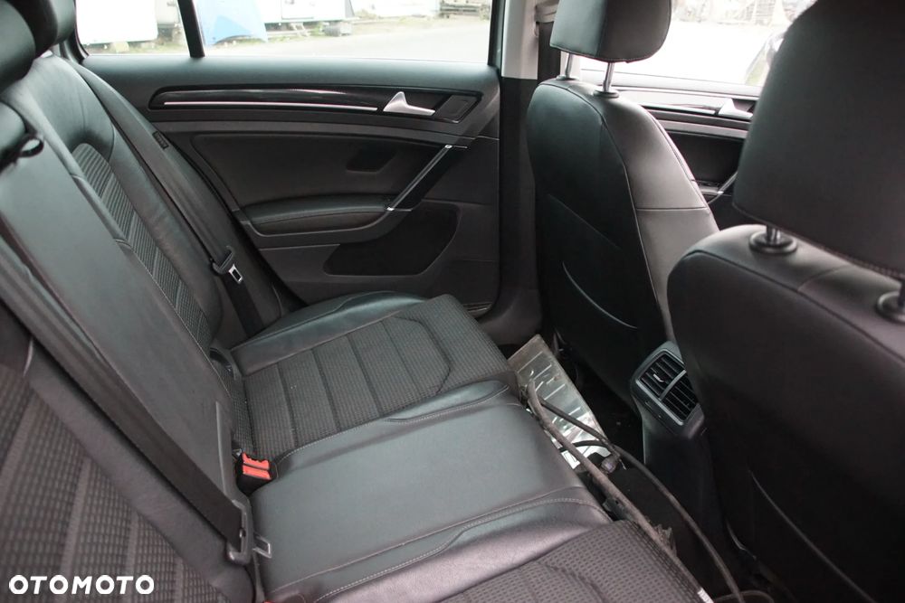 Auto na części - Volkswagen Golf VII 1.6 TDI 110 KM CXXB QYB LB7W 2015R Silnik Skrzynia Drzwi Błotnik Klapa Zderzak Lusterko Szyba Klamka Deska Kokpit Sterownik Moduł Czujnik Licznik Wyświetlacz Kierownica Panel - 15