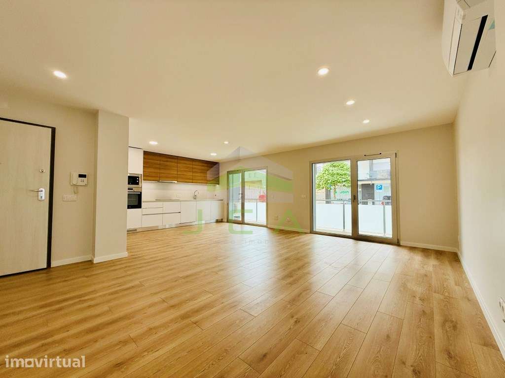 Apartamento T1 novo equipado e com garagem - Grande imagem: 3/11