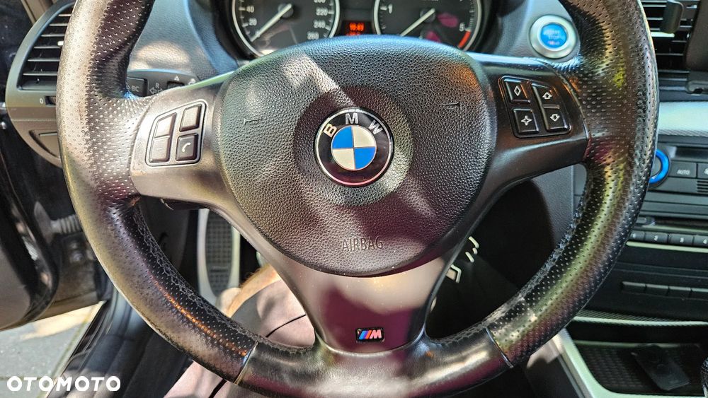 BMW Seria 1 123d - 26