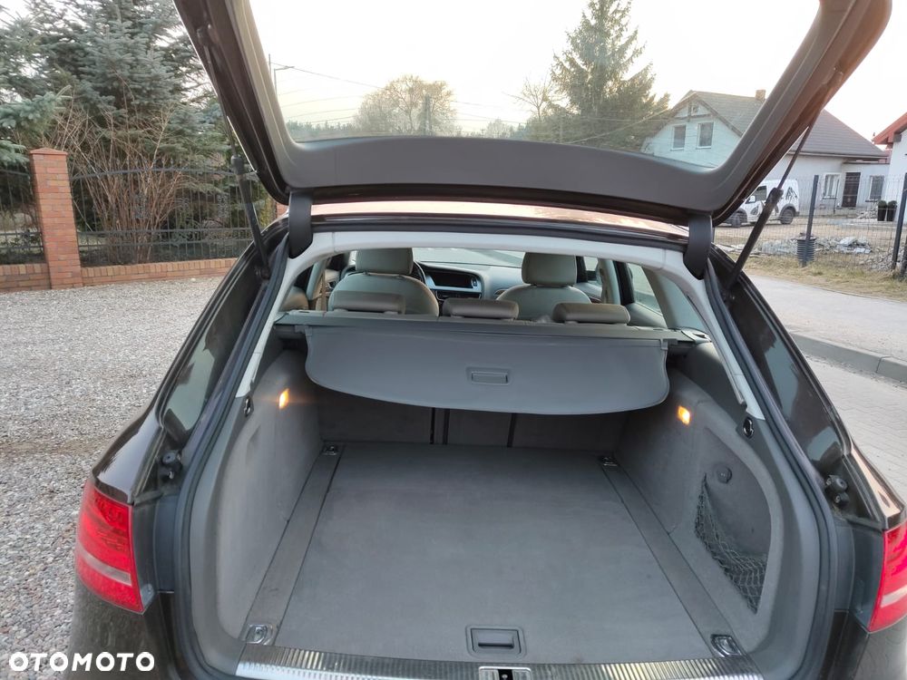 Audi A4 Avant 2.0 TDI - 10