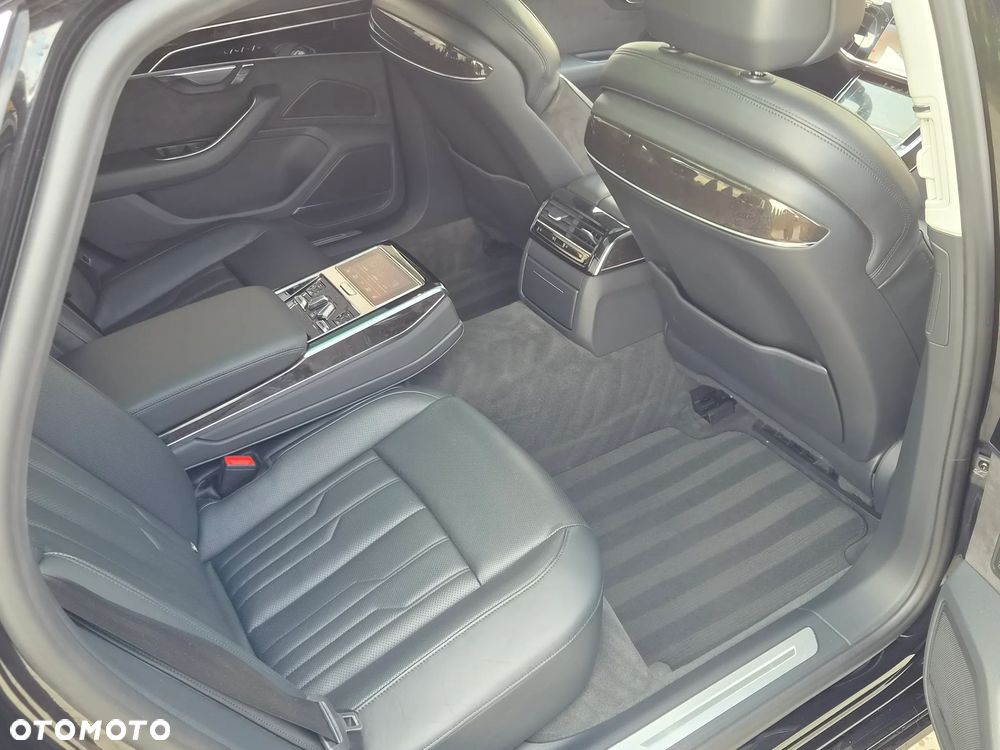 Audi A8 L 55 TFSI mHEV Quattro Tiptr - 22