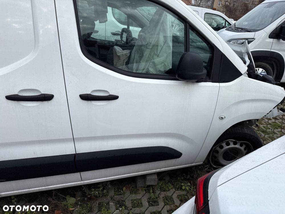 Toyota Proace City - 7