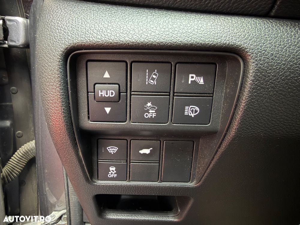 Honda CR-V 1.5 VTEC Turbo 4WD CVT Executive - 23