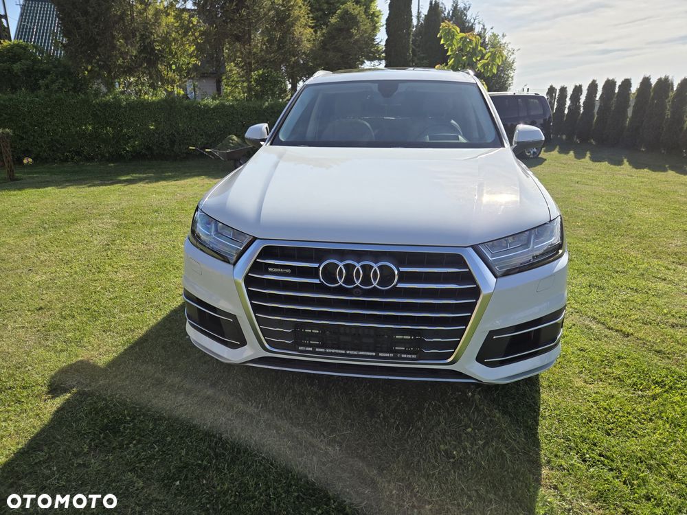Audi Q7 3.0 TFSI Quattro Tiptronic - 12