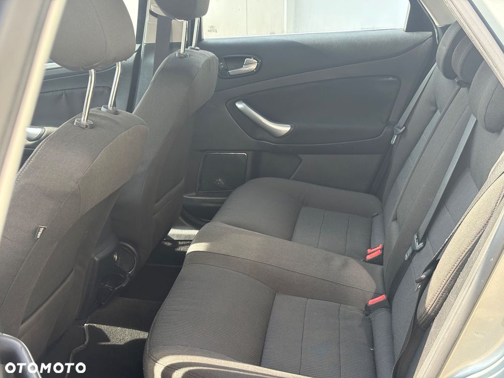 Ford Mondeo 2.0 Trend / Trend+ - 21