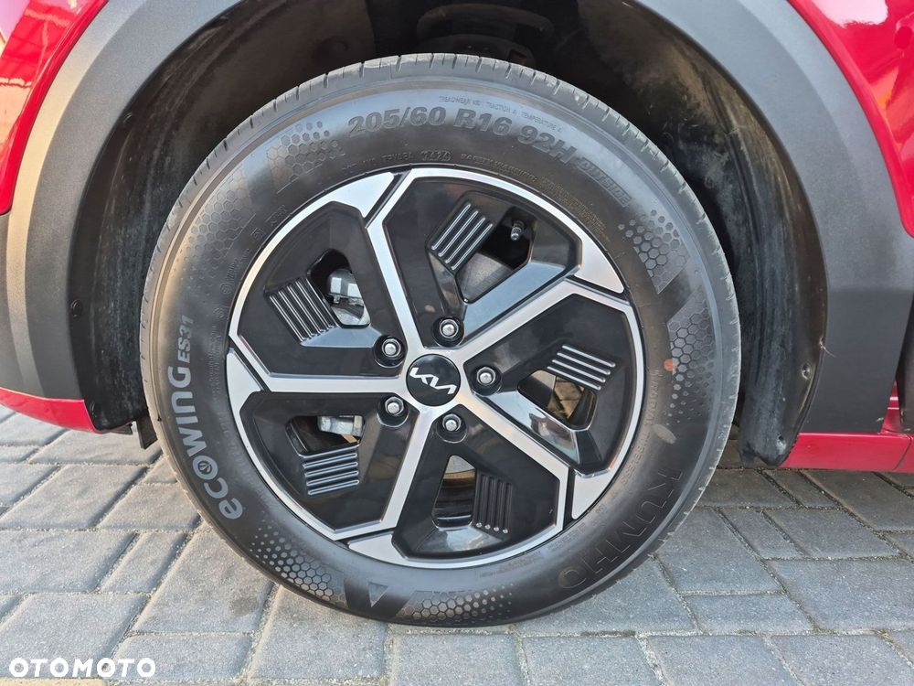 Kia Niro 1.6 GDI Hybrid M - 18