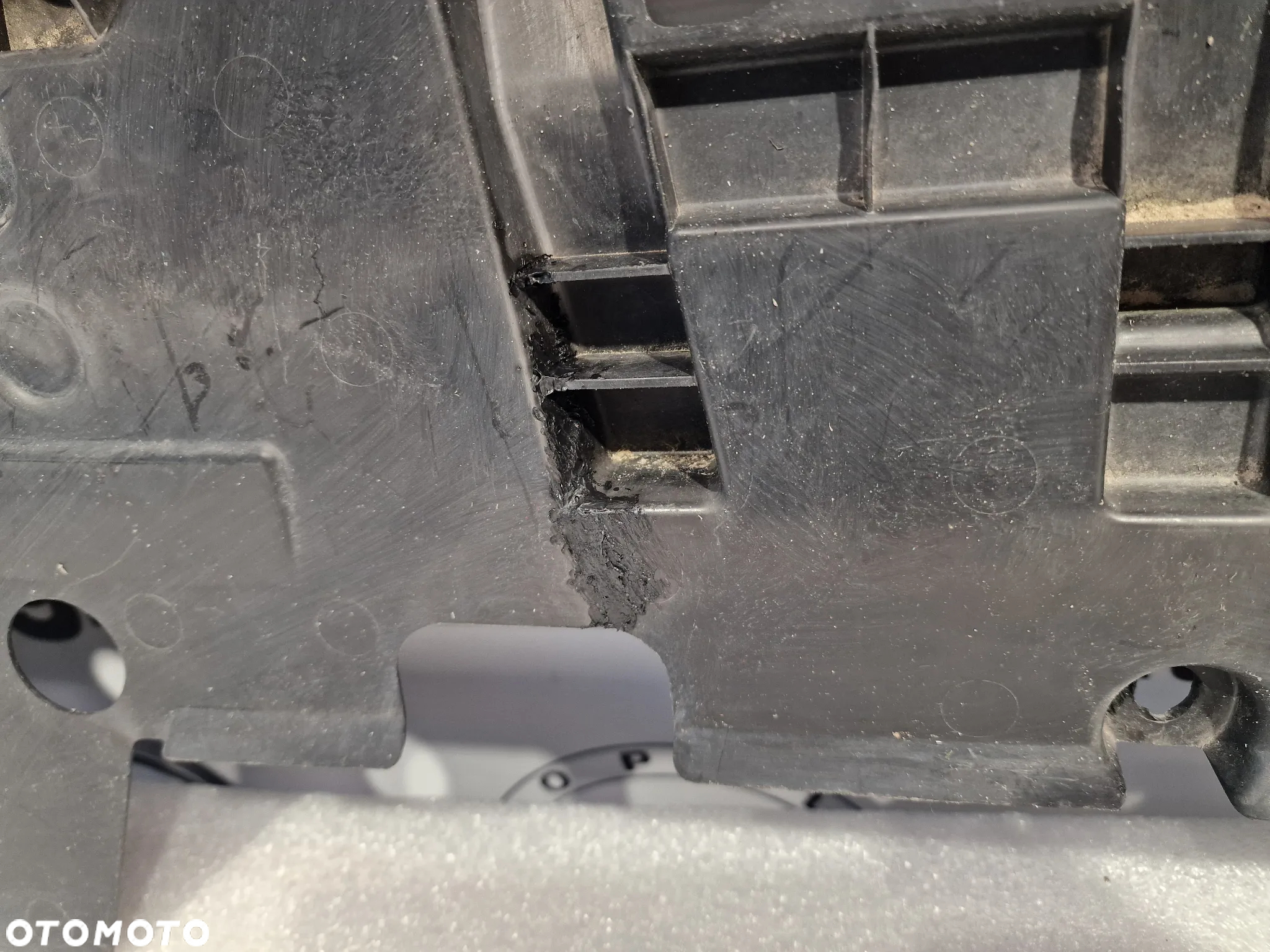 RENAUT ZEO LIFT 18- PŁYTA / OSŁONA POD ZDERZAK PRZEDNI PRZÓD , NR 622353764R , NR AUKCJI NSŁ506 - 18