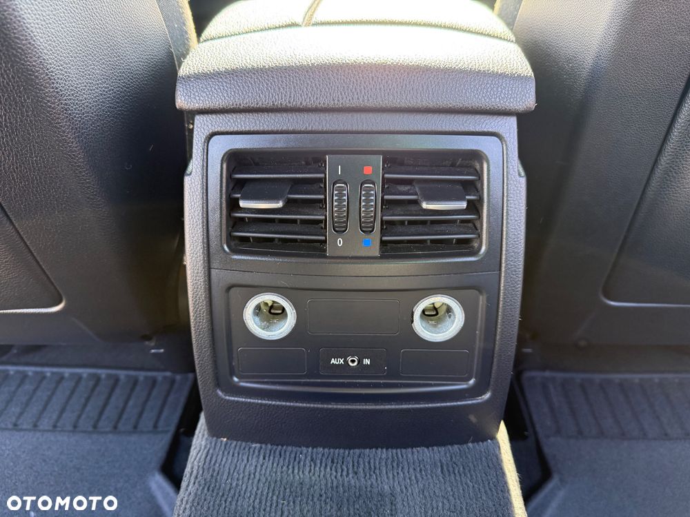 BMW Seria 5 530xi Edition Lifestyle - 13