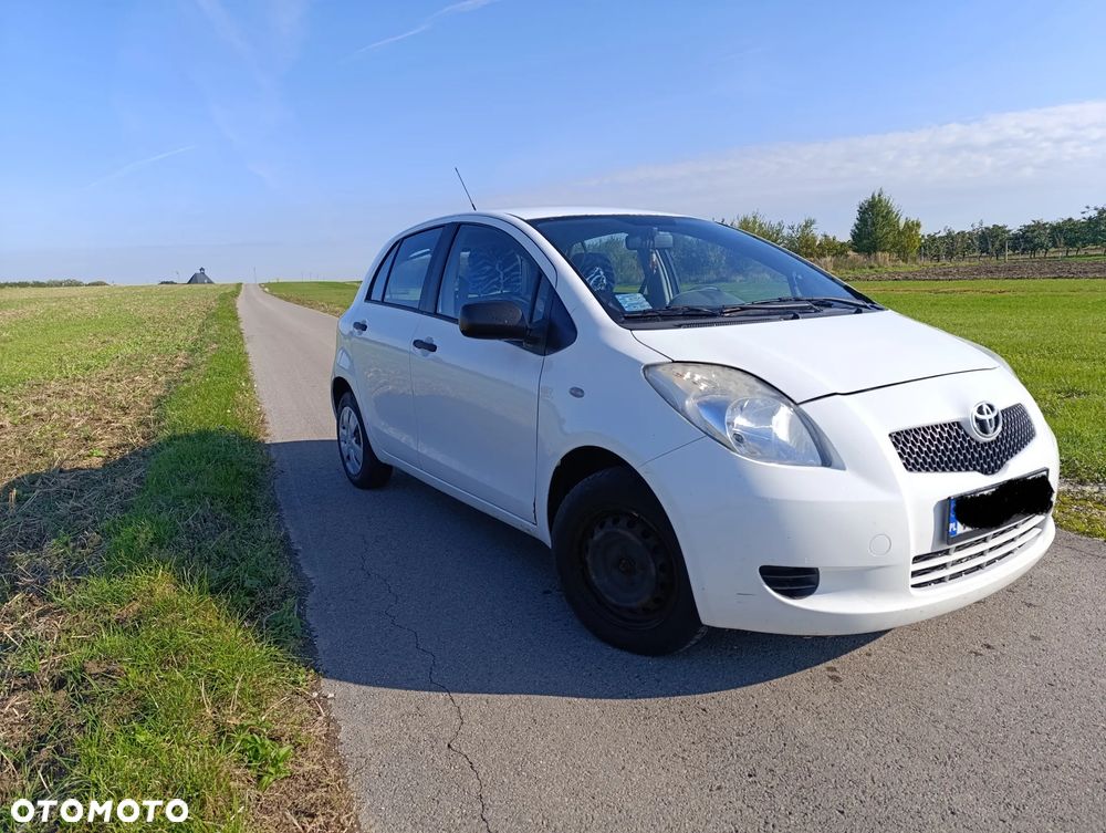 Toyota Yaris - 5