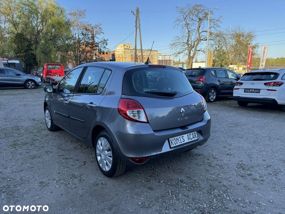 Renault Clio - 4