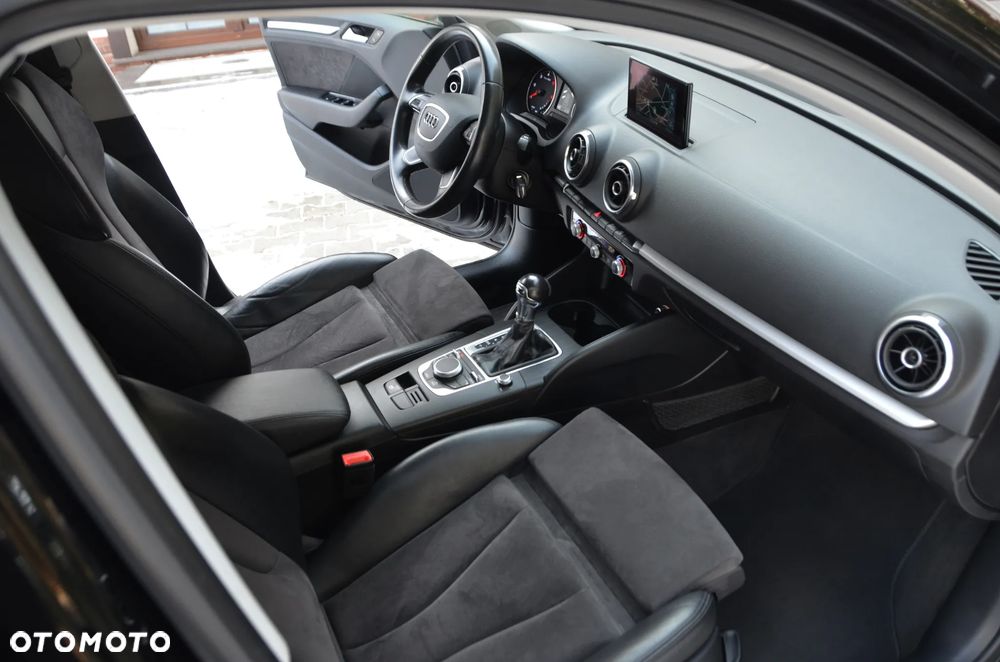 Audi A3 Sportback - 34