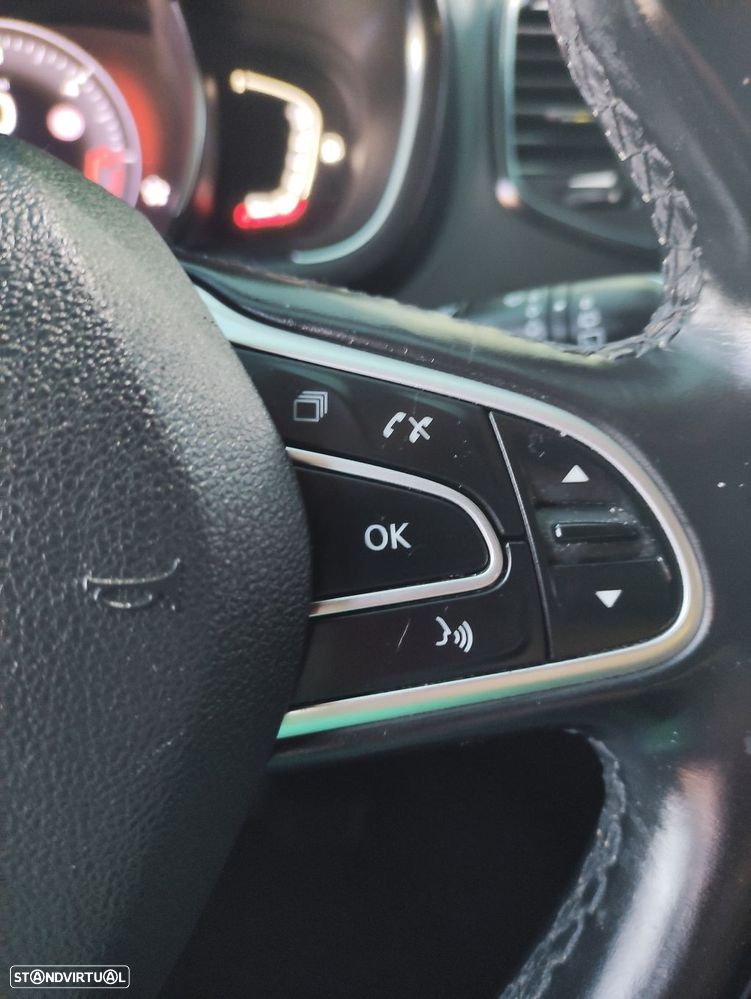 Renault Grand Scénic 1.6 dCi Bose Edition EDC SS - 24