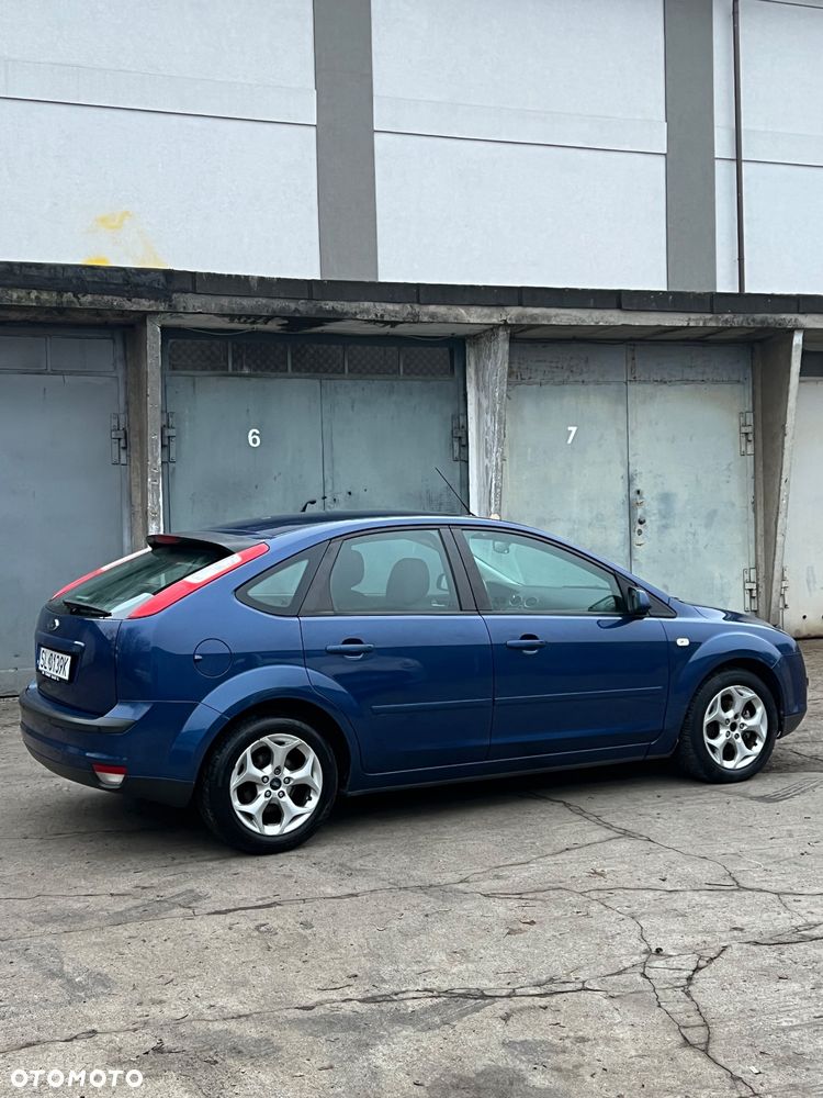 Ford Focus 1.6 16V Titanium - 4