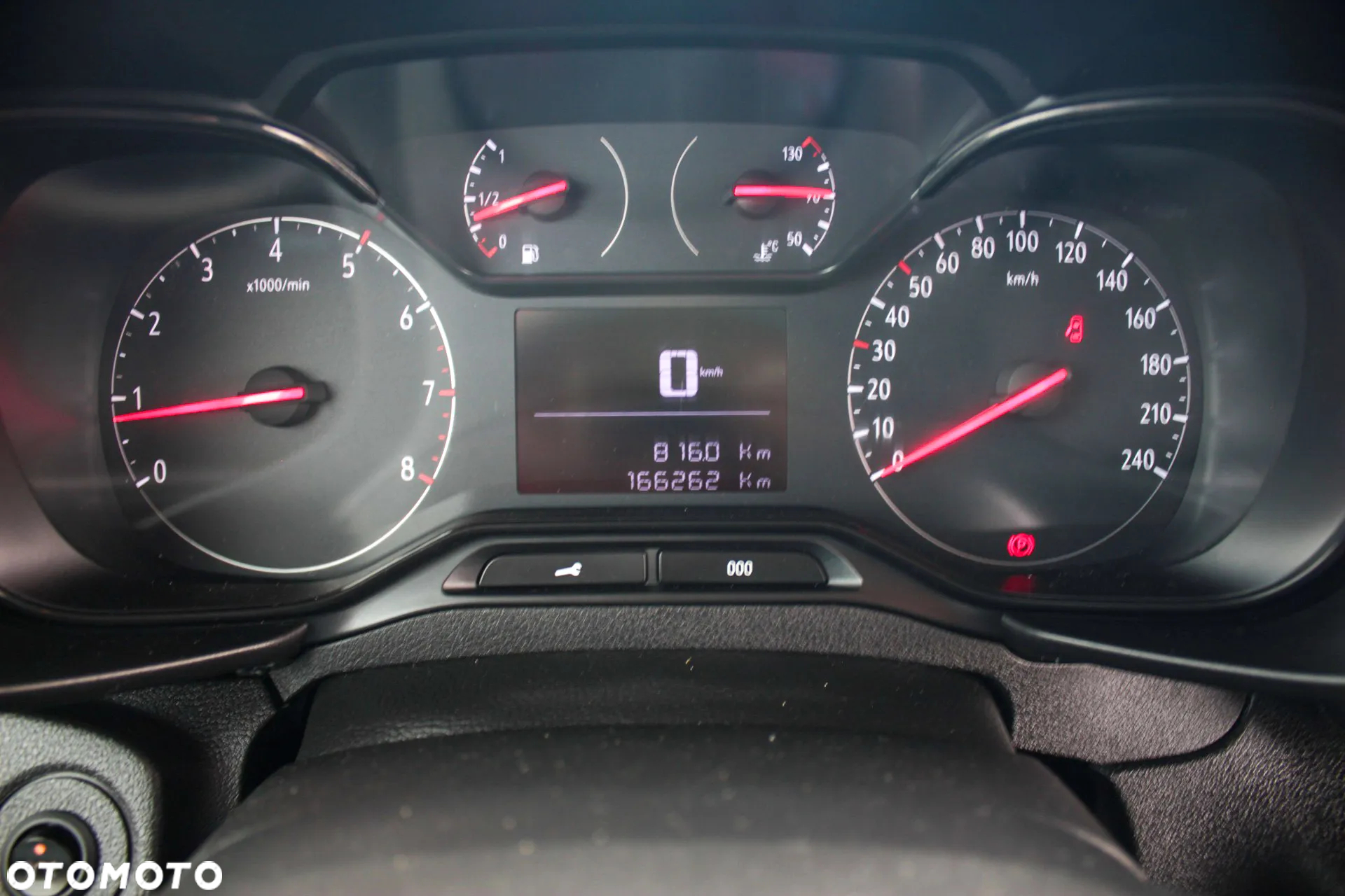 Opel COMBO - 12