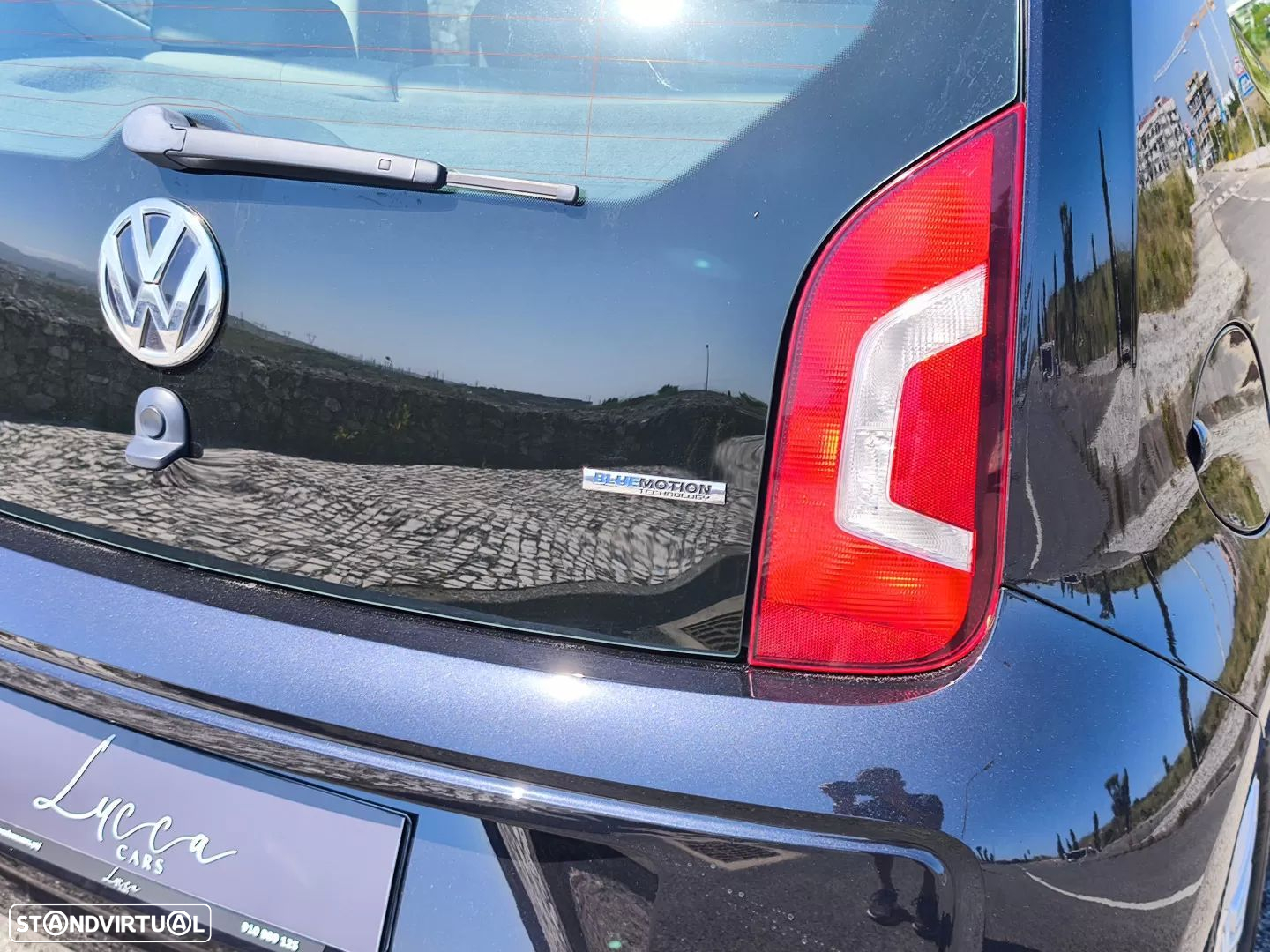 VW Up! 1.0 BlueMotion High - 16