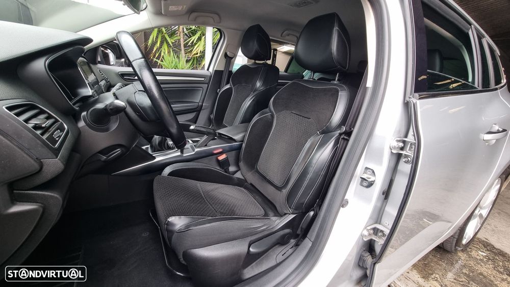 Renault Mégane Sport Tourer 1.5 dCi GT Line - 3