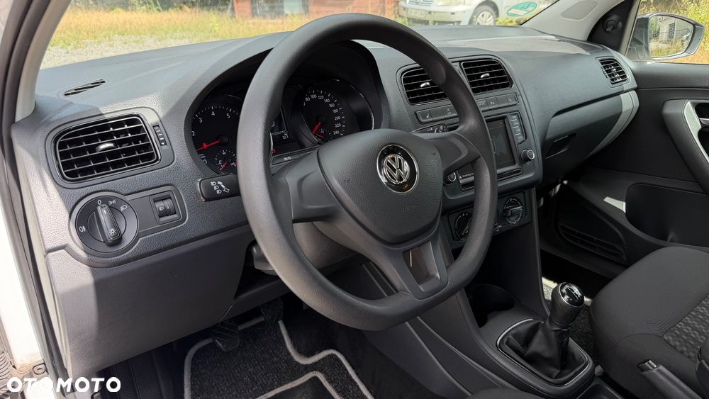 Volkswagen Polo 1.0 (Blue Motion Technology) Comfortline - 26