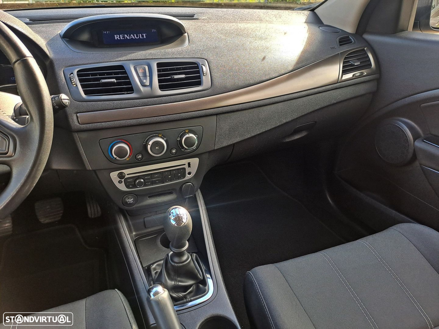 Renault Mégane Sport Tourer 1.5 dCi Confort - 14