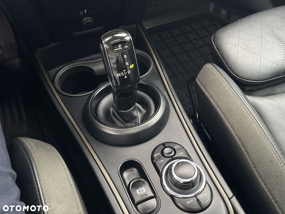 MINI Countryman Cooper Classic Trim - 23