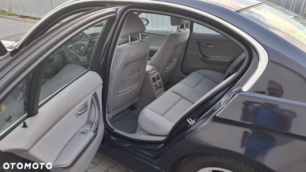 BMW Seria 3 - 10