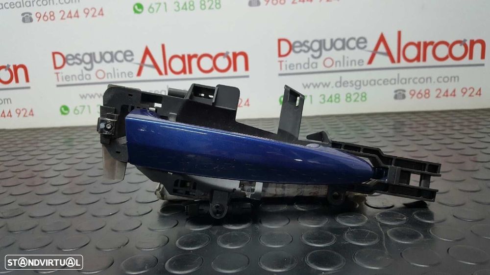PUXADOR EXTERIOR FRENTE DIREITO BMW SERIE 1 BERLINA (E81/E87) 118D - 1
