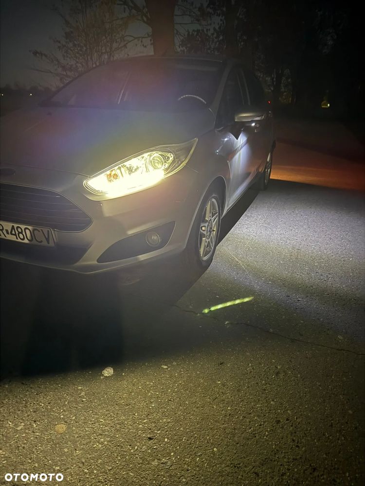 Ford Fiesta 1.0 EcoBoost Titanium ASS - 26
