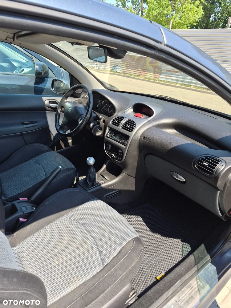 Peugeot 206 CC - 14