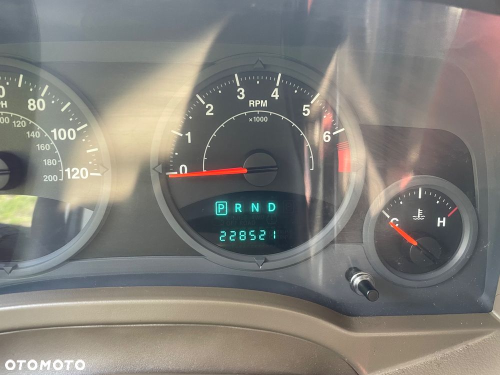 Jeep Patriot 2.4 Limited CVT2 - 13