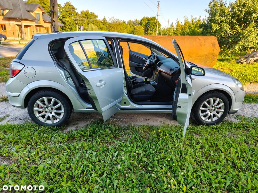 Opel Astra 1.6 Elegance - 23