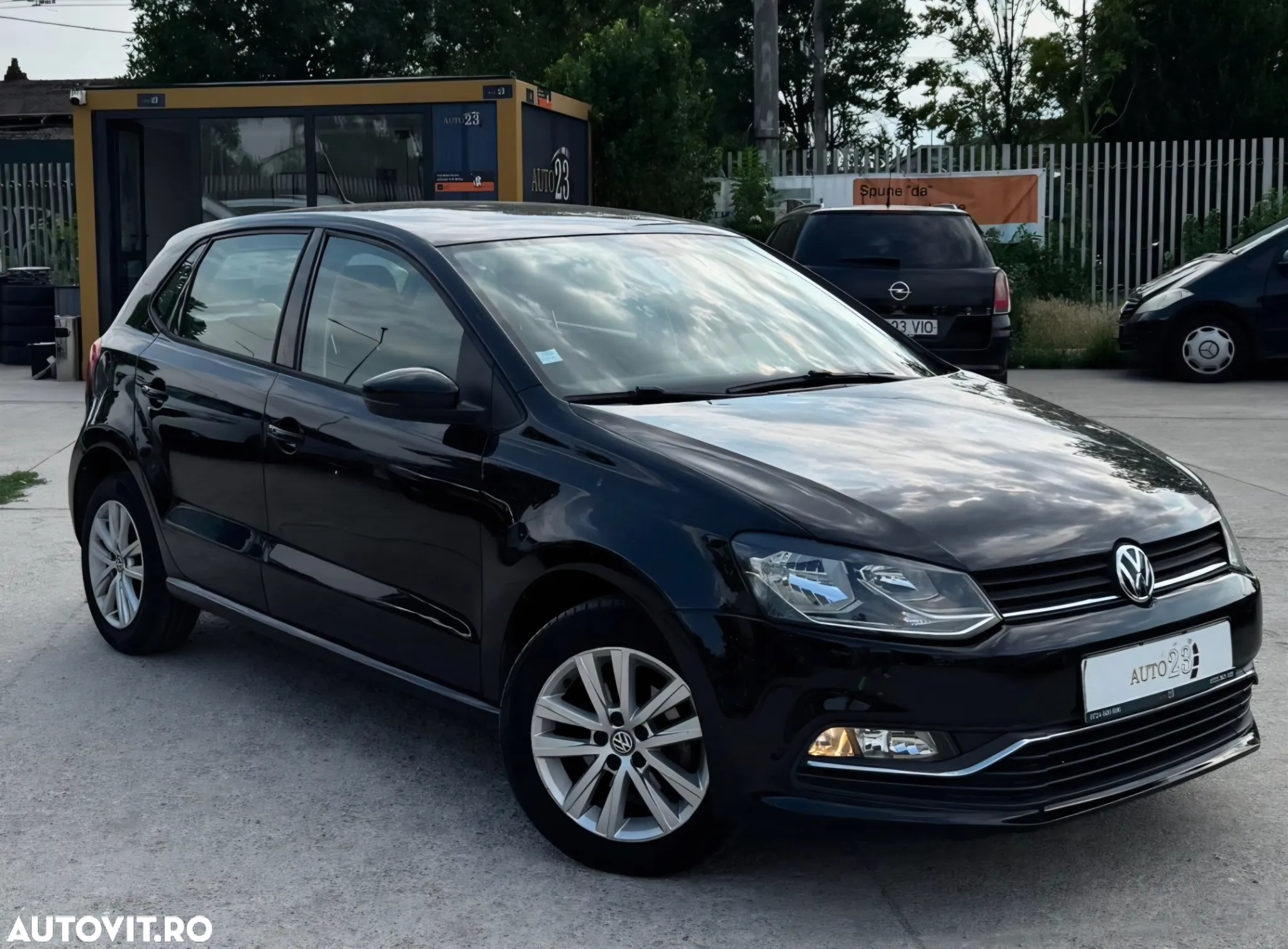 Volkswagen Polo 1.4 TDI (Blue Motion Technology) DSG Comfortline - 2