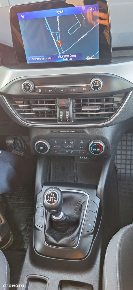 Ford Focus 1.0 EcoBoost Connected - 5