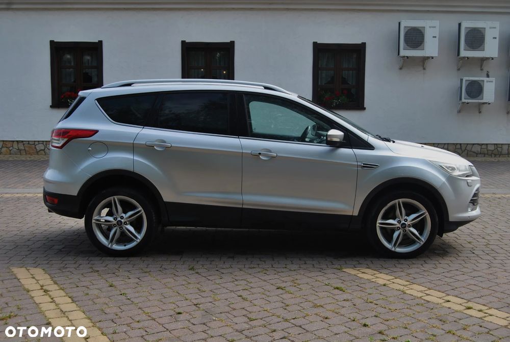 Ford Kuga 2.0 TDCi 4x4 Titanium - 16