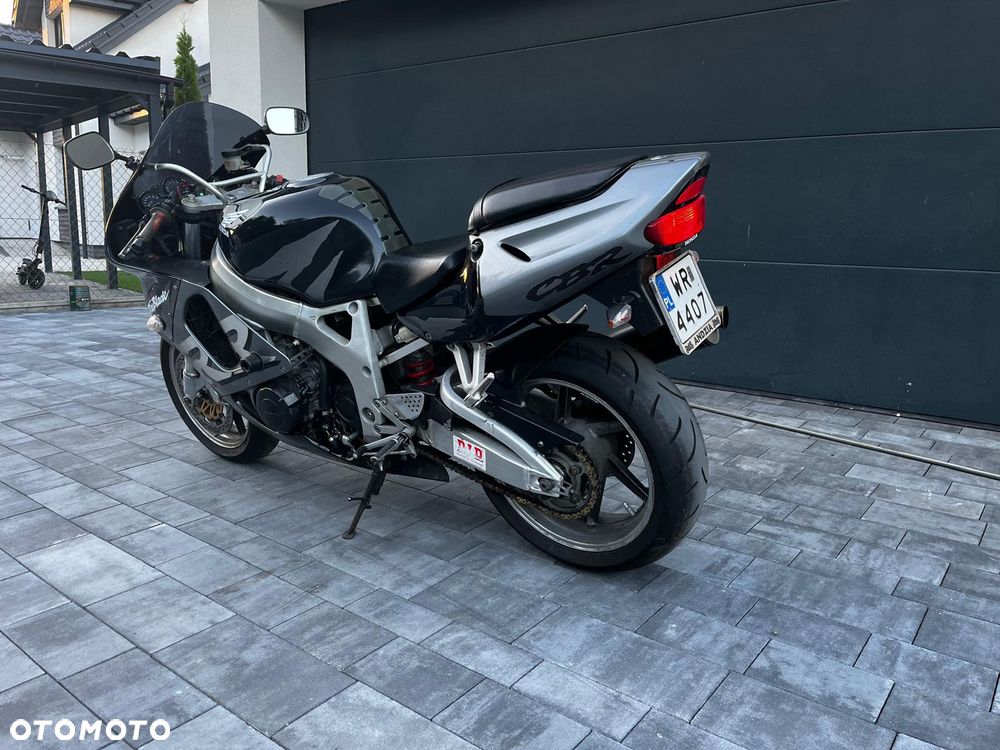 Honda CBR - 5
