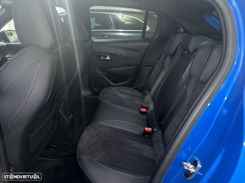 Peugeot e-208 50 kWh GT Line - 16
