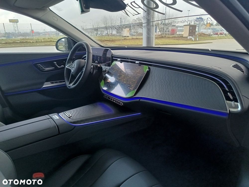 Mercedes-Benz Klasa E - 12