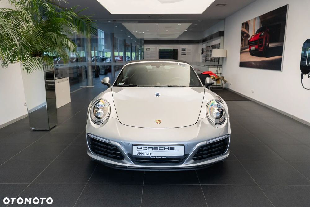 Porsche 911 Carrera PDK - 5