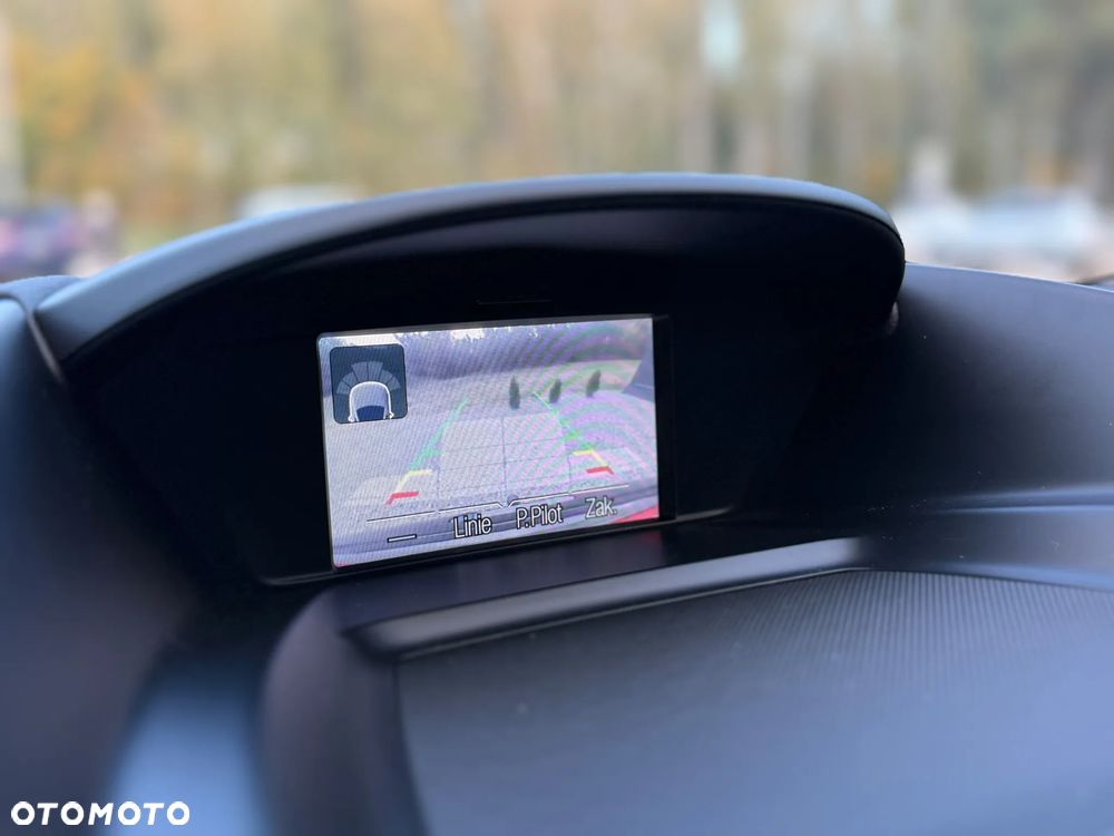 Ford Kuga 2.0 TDCi 4x4 Titanium - 27