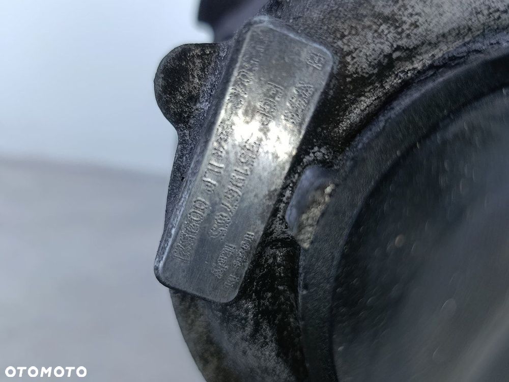 TURBINA Z KOLEKTOREM OPEL ZAFIRA B 55196765 1.9 CDTI - 4