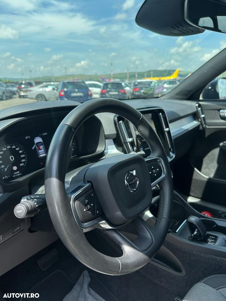 Volvo XC 40 T2 AT8 Momentum - 8
