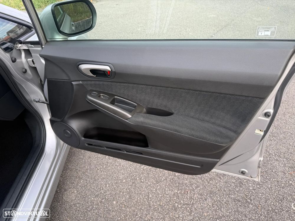 Honda Civic 1.3 DSI i-VTEC Hybrid - 14