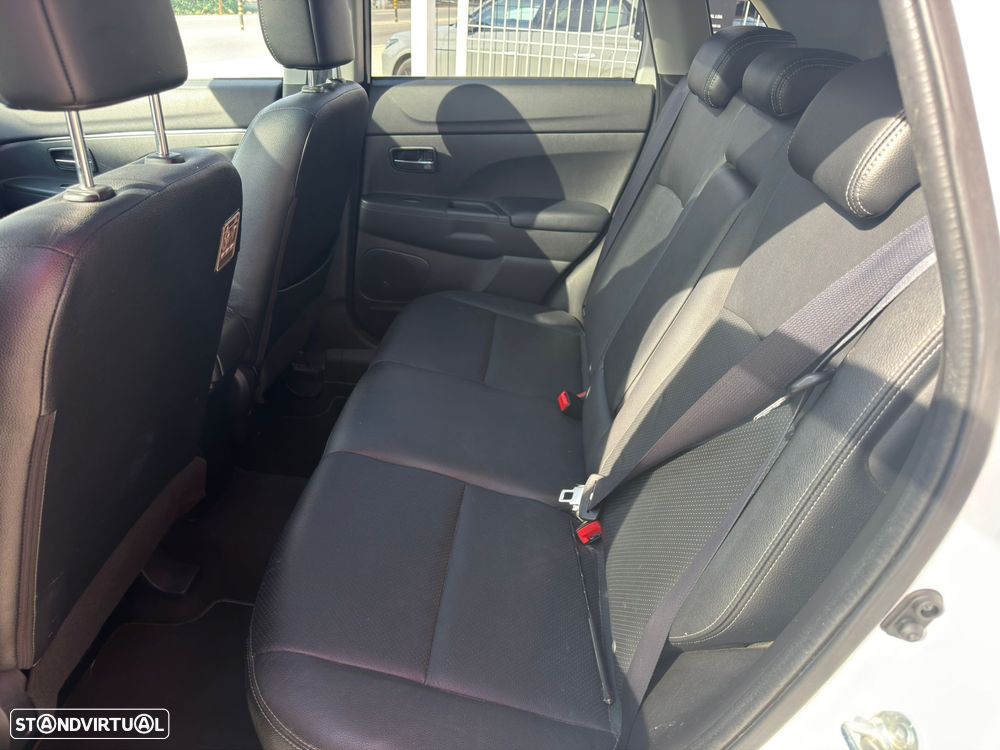 Mitsubishi ASX 2.2 DI-D 4WD Auto Diamant Edition+ - 6